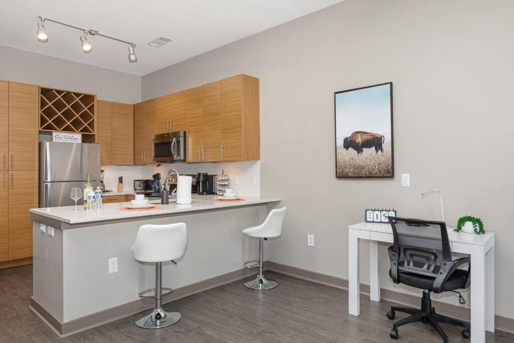 Appartement Chic Uptown Unit With Gym, Pool à Charlotte Extérieur photo