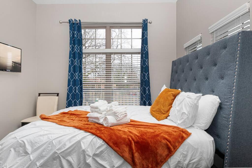 Appartement Chic Uptown Unit With Gym, Pool à Charlotte Extérieur photo